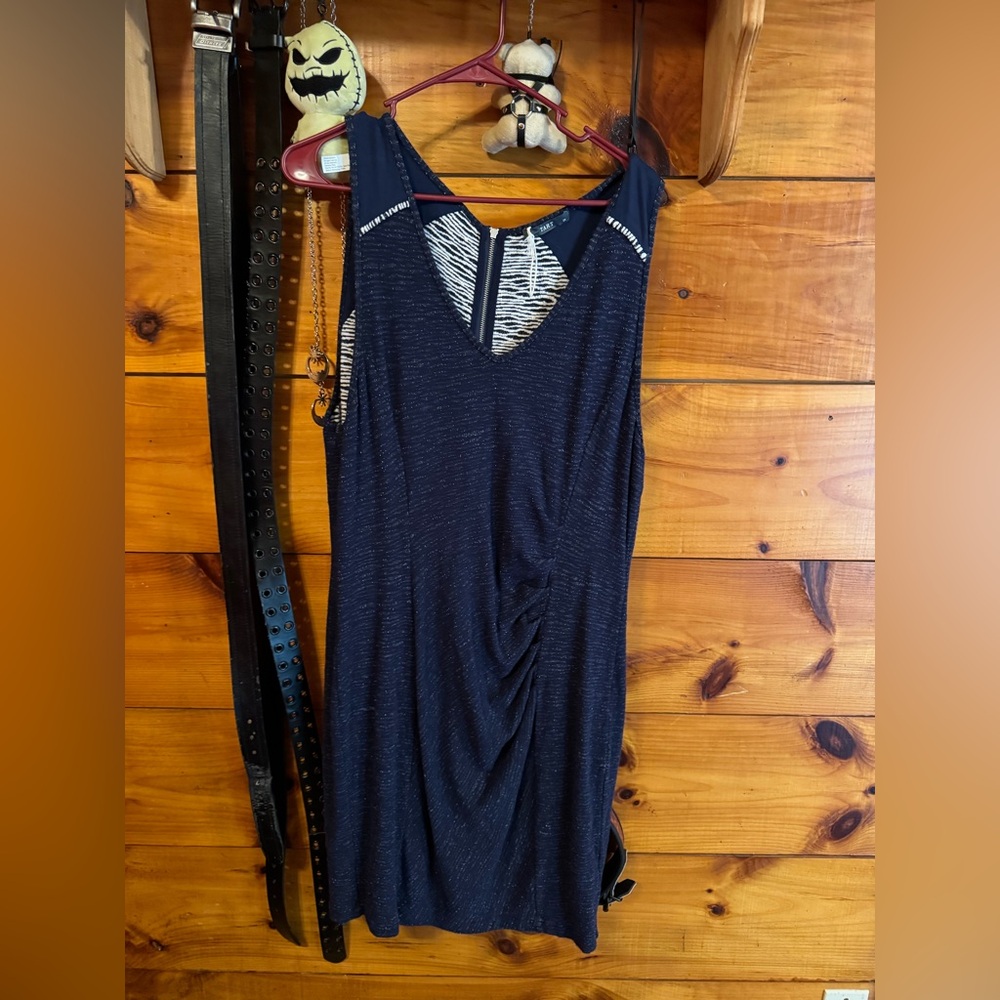 Tart V neck ruched sleeveless dress